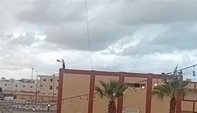 سماء ملبدة بالغيوم.. أمطار تضرب مطروح والأرصاد تحذر من تقلبات جوية مفاجئة| بث مباشر