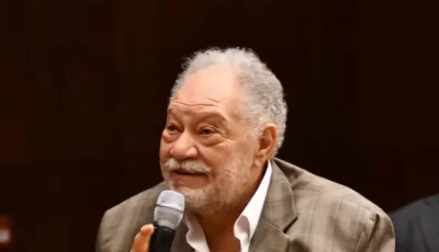 بعد رحلة طويلة ممتدة بالعطاء والابداع.. النجم الكبير يحيى الفخرانى فى ضيافة شريف عامر غدا