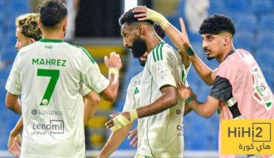 نجم الأهلي يتلقى توصية بالانتقال إلى الهلال !