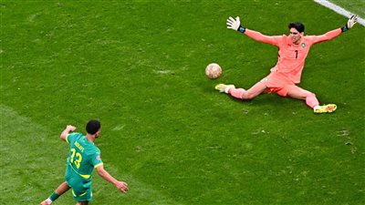 منتخب المغرب.. ياسين بونو ينهي الشوط الأول بين السنغال والمغرب بالتعادل السلبي في نهائي كأس الأمم الإفريقية