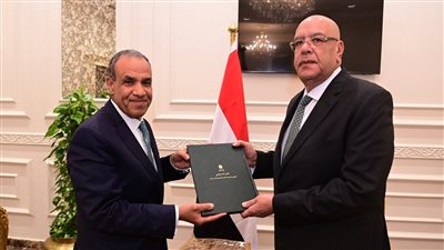 المستشار هشام بدوي رئيس مجلس النواب يستقبل وزير الخارجية..ويُشيد بأداء الدبلوماسية المصرية