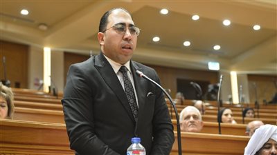 برلماني يطالب بتطبيق اللامركزية الإدارية والمالية عبر برنامج تجريبي بالمحافظات