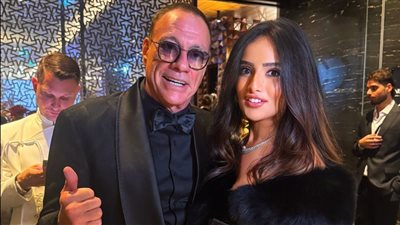 سر لقاء زينة مع فان دام في دبي وموقف طريف يخطف الأنظار.. صور