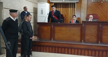 لحظة ندم وبكاء المتهم بالتعدى على طفلة بلبيس بعد تحويله للمفتى.. فيديو