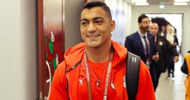 مصطفى محمد يقترب من قيادة هجوم منتخب مصر أمام نيجيريا