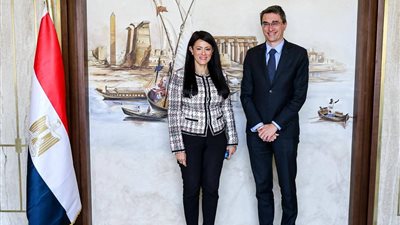 تمكين القطاع الخاص.. الحكومة تتعاون مع البنك الدولي لإصلاح الشركات المملوكة للدولة