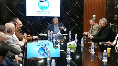 في أول اجتماع تنظيمي لها بعد الانتخابات البرلمانية.. أمانة العلاقات الحكومية المركزية بـ”مستقبل وطن” تعقد اجتماع مع أمنائها في المحافظات