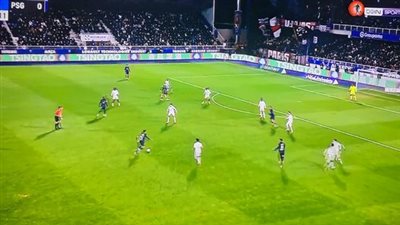 أوكسير ضد بي اس جي.. استمرار التعادل السلبي بين باريس سان جيرمان وأوكسير في الدوري الفرنسي بعد منتصف الشوط الثاني