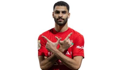 عين شباب الأهلي على المركز الأول