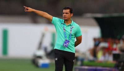 انتهاء علاقة المدرب المواطن الوحيد في دوري أدنوك مع خورفكان