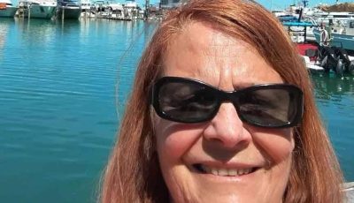 أمريكية تخسر 207 آلاف دولار بسبب «وظيفة وحب»