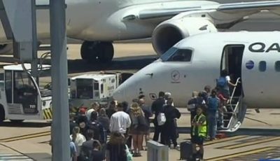 طائرة أسترالية تعود أدراجها مرتين بسبب طائر وعطل