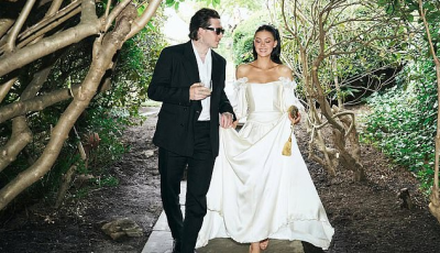 ابن بيكهام يكشف حقائق مثيرة ويتهم والديه بمحاولة«السيطرة عليه»