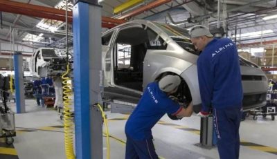 3 % صعود مبيعات «رينو» 2025