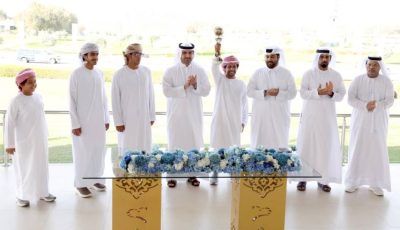 «مزنة» تتألق في منافسات الثنايا بمهرجان ولي عهد دبي للهجن