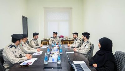 شرطة الشارقة تناقش رفع كفاءة الاستجابة المجتمعية للطوارئ