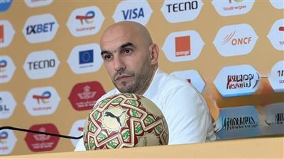 مصير الركراكي .. هل يغادر سفينة المغرب بعد الغرق في بحر السنغال؟