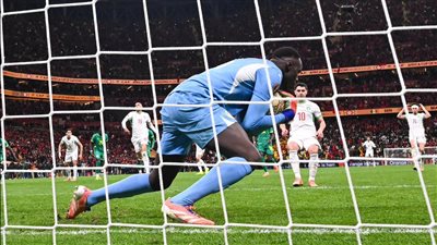 وصفها باللحظة الأبدية.. ميندي حارس مرمي السنغال عن ضربة الجزاء أمام المغرب في نهائي الكان